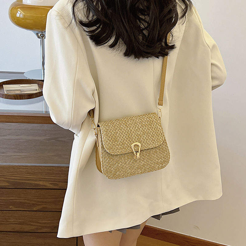 2025 New Designer Bag Free Delivery Designer Shoes By Women's 2024 Fresh Personalized And Design Spring/Summer Grass Woven Small Square Trendy On