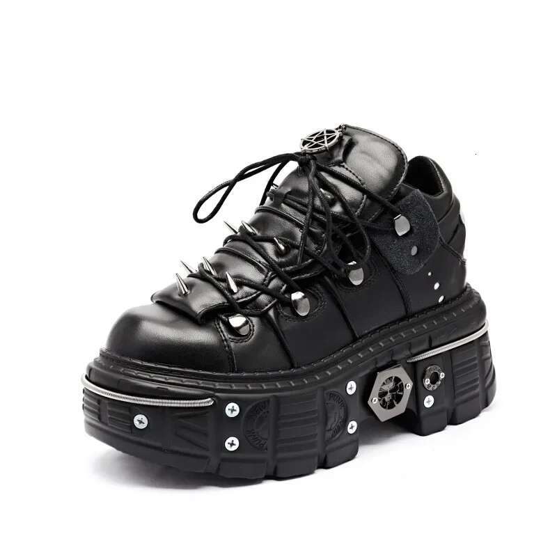 Punk Gothic Women's Boots Rivet Motorcycle Thick Bottom Low Help Cool Autumn Winter New Style Cross-Border Heavy Metal Shoes