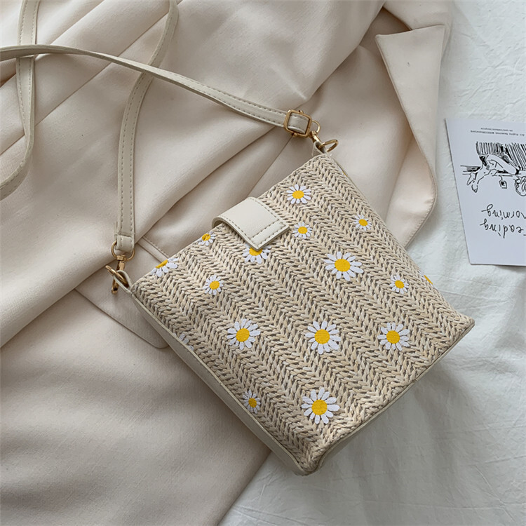 New Free Delivery Designer Shoes By 2025 French Texture Popular Handbag New 2020 Internet Famous Crossbody Women's Versatile Instagram Single Sho