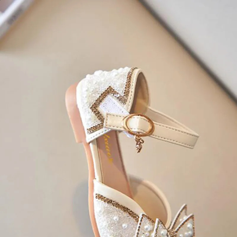 girl sandals cute bow pearl sequins childrens princess shoes flat shoes childrens dance sizes 21-36 250424