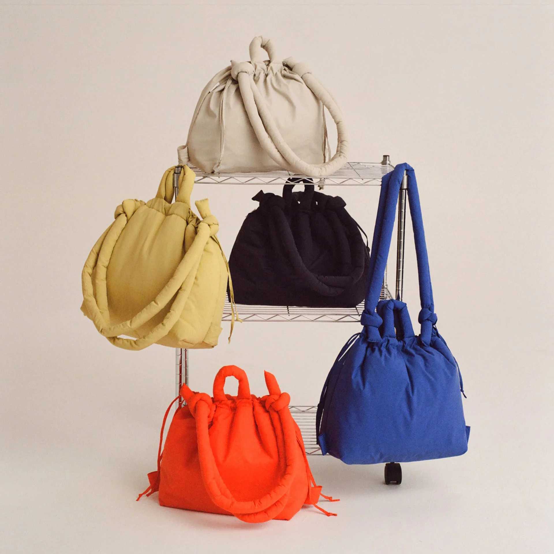 Large Capacity Cloud Bag Nylon Inflatable Fashion Butterfly Bag Portable Makeup Bag Storage Bag Cross Body Bag Womens Bag W250421