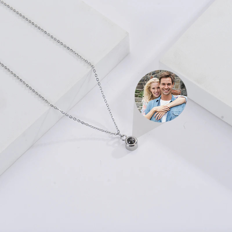 Custom Po Necklace Projection Necklace with Picture I Love You 100 Languages Personalized Necklace Jewelry Gifts for Women 250425