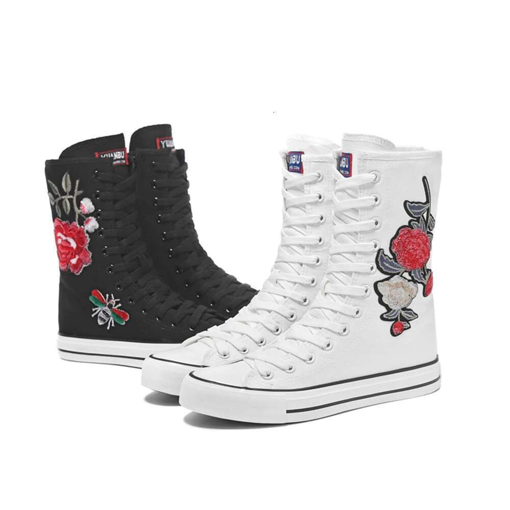 Spring new mid-sized front lace-up side zipper embroidered canvas casual flat inner heightening large size women's shoes