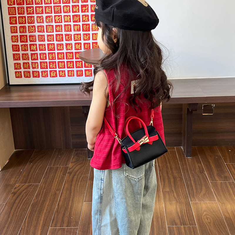 free shipping designer shoulder bags New Fashionable Versatile vintage mini Crossbody Bag for girls