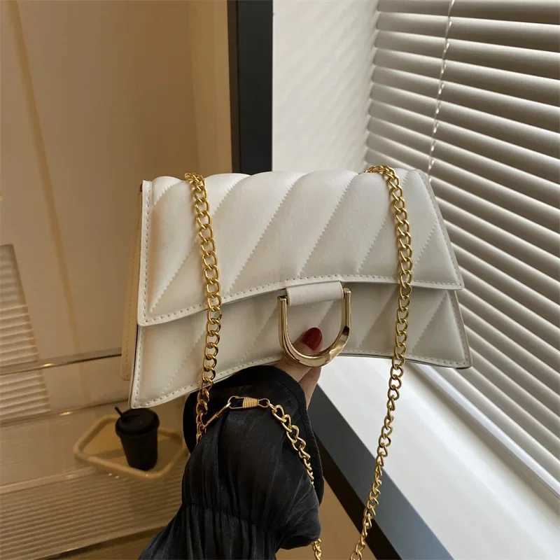 Metal chain flip cover square horizontal bag single adjustable thin shoulder strap womens ten letter messenger bag sewing thread W250425