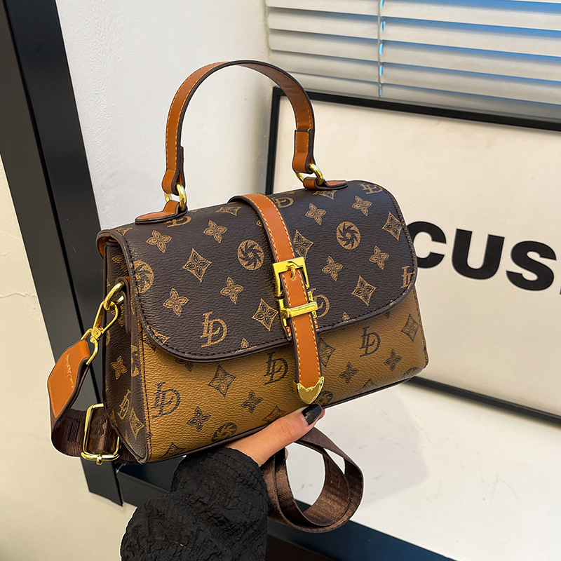 Free shipping New arrival elegant versatile women's crossbody bag 2025 bestseller printed shoulder bag brown coffee