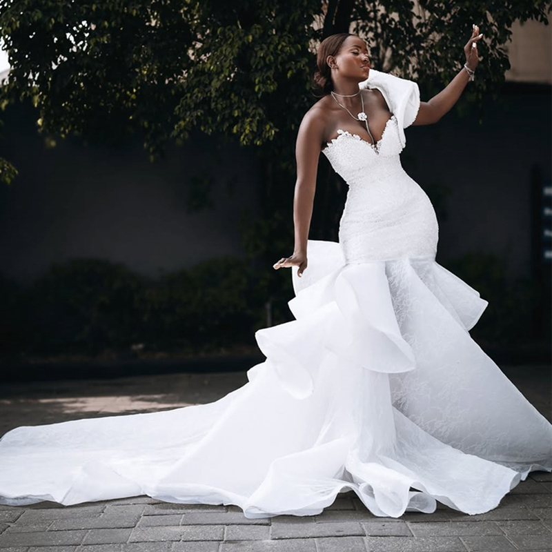 2024 Plus Size African Mermaid Wedding Dress Bridal Gowns For Bride Illusion One Shoulder Tiered Beaded Lace Rhinestones Wedding Gowns For Black Women