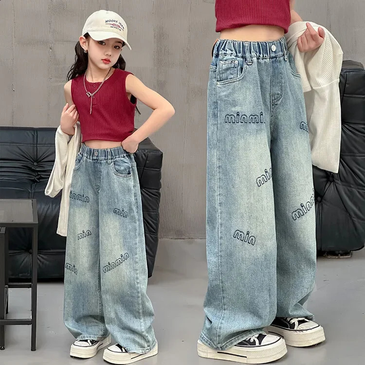 Girls straight leg jeans in spring and autumn vintage style medium to long term large childrens loose 250414z