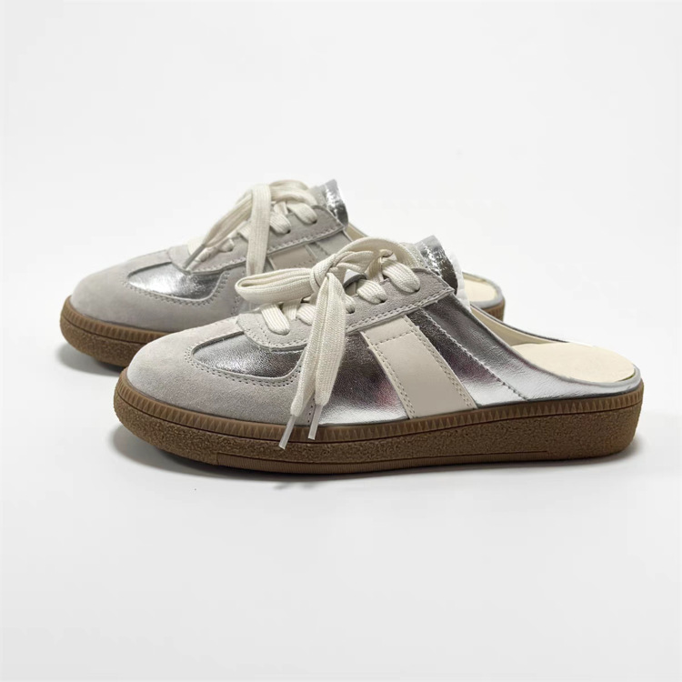 2025 summer new fashionable casual board shoes women slip on backless shoes apricot color silver
