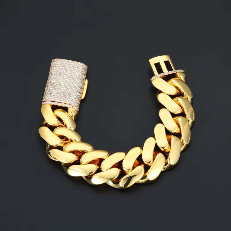 Mens Copper Cuban Link Chain Bracelet with High-Quality Cubic Zirconia Stones Elegantly Plated in 18K Gold for a Regal Look