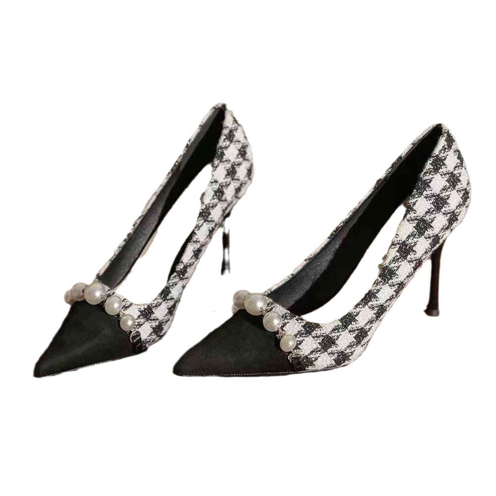 Xiaoxiangfeng High Heels 2024 New Autumn Pointed French Single Shoes with a Thousand Bird Style, Elegant Ladies' Fine Heels, Large Size