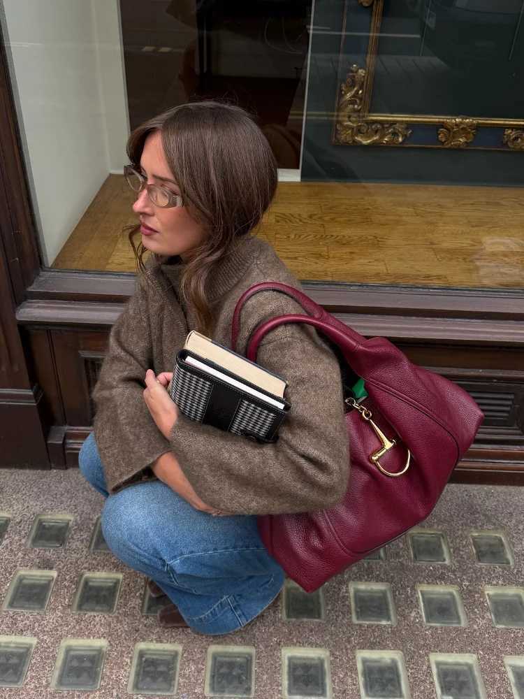 Autumn Vintage Brown Knit Woolen Cardigan For Women Single Breasted Pocket Soft Coat 2025 New Lady Maillard Style Warm OutwearsT251125