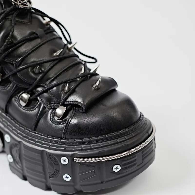 Punk Gothic Women's Boots Rivet Motorcycle Thick Bottom Low Help Cool Autumn Winter New Style Cross-Border Heavy Metal Shoes