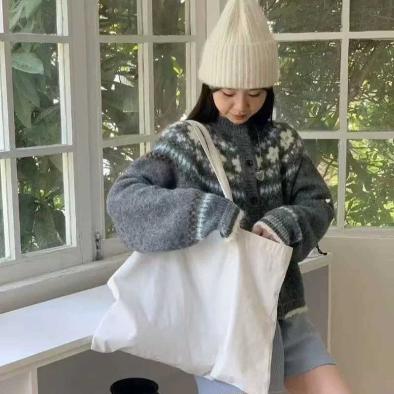 O Neck Jacquard Long Sleeved Cardigan Sweater Coat Retro Casual Womens Knitted Autumn Winter Loose Fashion Casual Sweet ClothesT251125