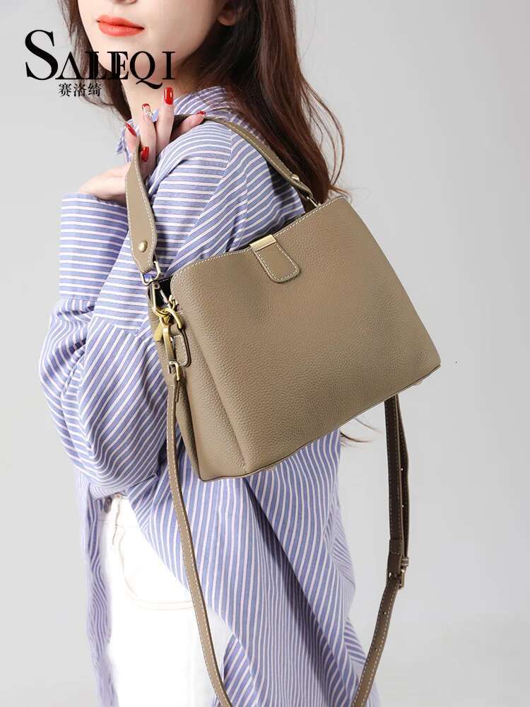 Cowhide Women Large Capacity Gray Bucket Bag Commuter Leather Ladie Designer Shoulder Crossbody Green Handbag Female