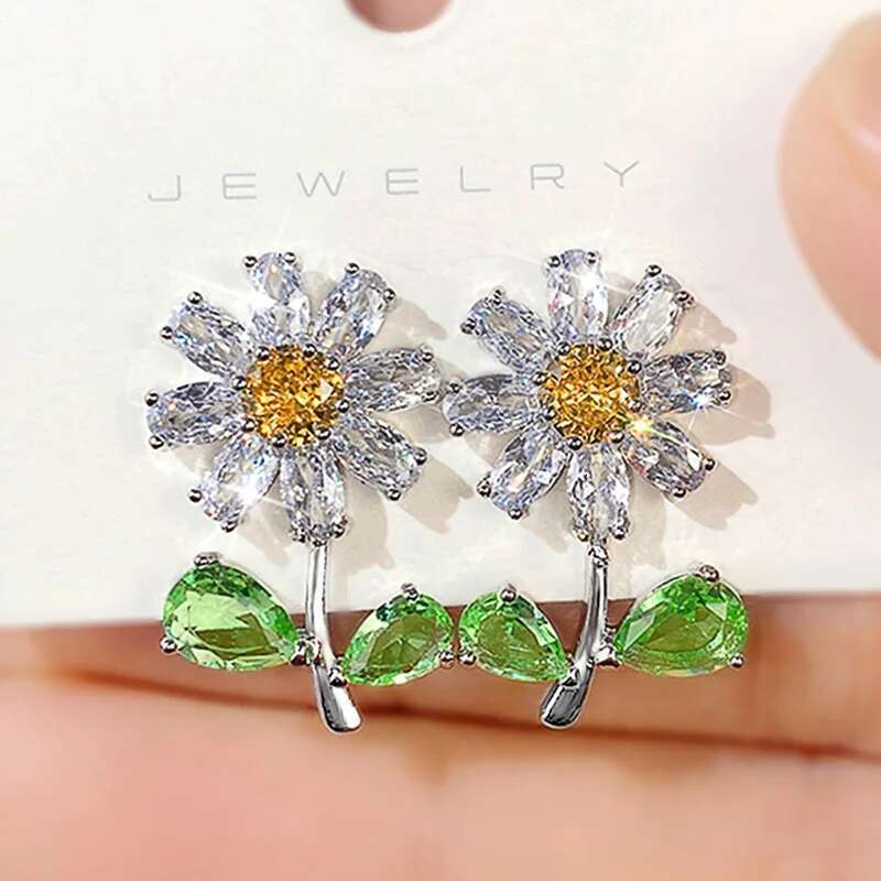 Huitan Women Daisy Stud With Green Leaf Yellow Flower Fancy Ear Accessories For Party CZ Earrings Trendy Jewelry