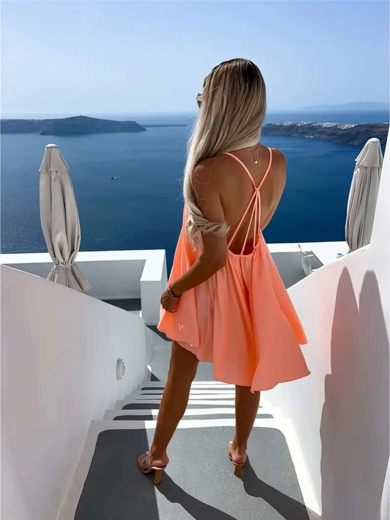 Dongdumaoyi Island Ready Green Suspender Skirt All Year Round Sexy Halter Style For Tropical Vacations