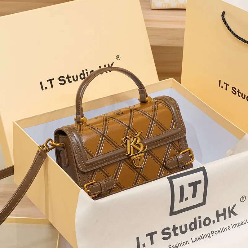 Women's Handbag 2024 New Spring/Summer Small Square Designer Single Shoulder Crossbody Bag