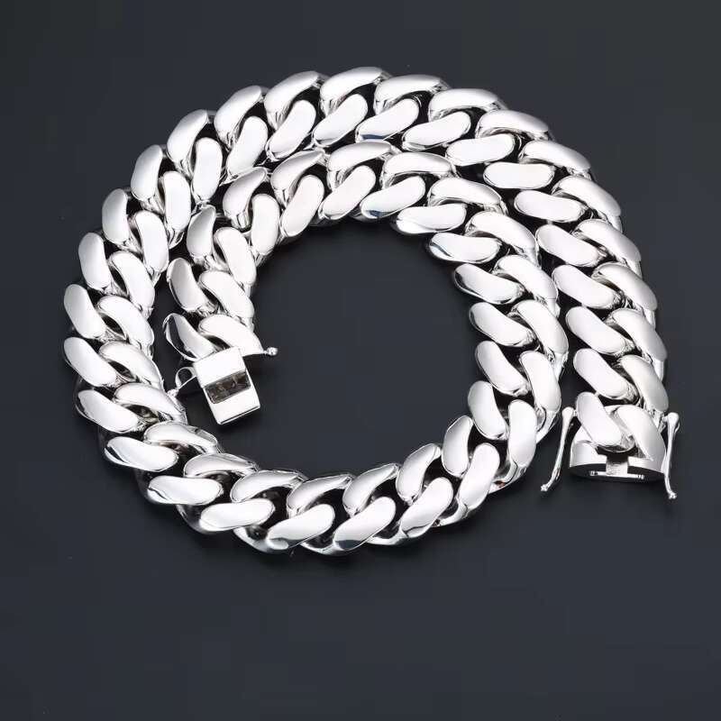 Exquisite Mens Copper Cuban Link Chain Necklace Crafted with 14K Gold Plated for a Distinctive and Elegant Fashion Statement