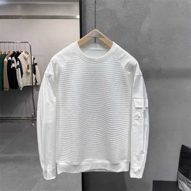 Retro mens casual sportswear loose patch work waffle with cargo pocket zipper O-neck streetwear black long sleeved sportswear M250425