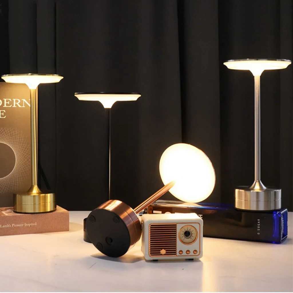 Wireless LED Table Lamp Touch Sensor Desktop Night Light USB Rechargeabl Portable Bedroom Night Light Reading Lamps Decor LightM251125