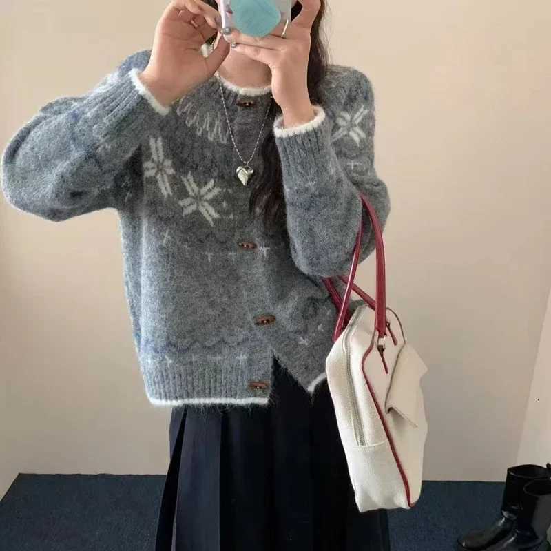 Korean New Elegant Retro Jacquard O Neck Long Sleeved Womens Sweater Spring Autumn Fashion Casual Versatile Knitted Cardigan 12T251125