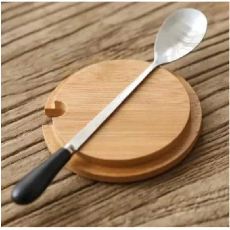 450ML Vintage Wooden Handle Ceramic Coffee Mug Nordic Design Lid Porcelain Tea Milk Cup Drinkware Gift for Couple Office Y251125