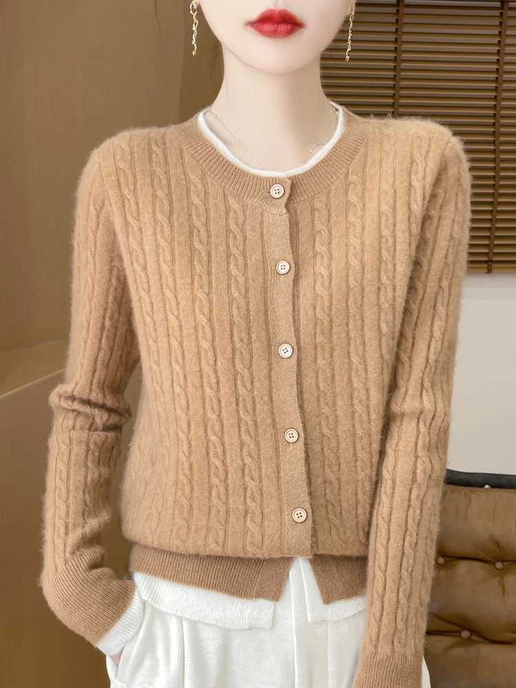 2025 New Fall Winter Wool Cardigan Long Sleeve O-Neck Collar Knitwear Womens Classic Twisted Flower Sweater Fashion Leisure TopT251125