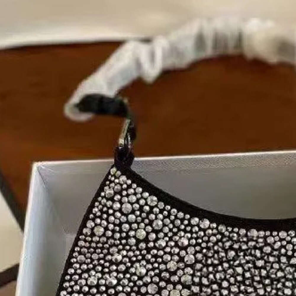 Designer's new diamond inlaid evening fashionable women's bag, designer's shiny shoulder crossbody bag 905 00d