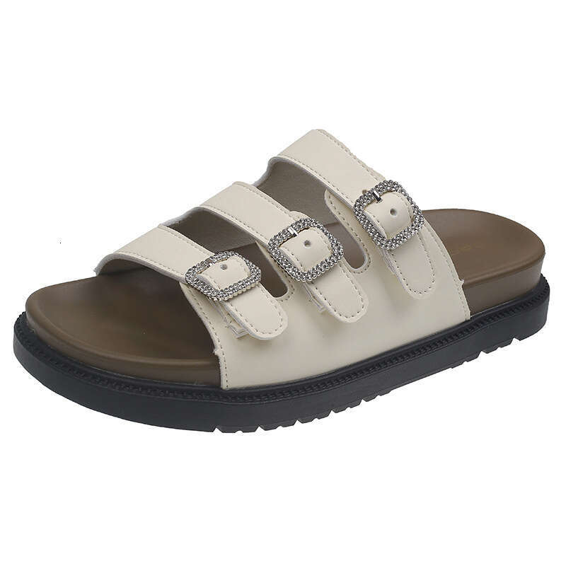 One string cool wear, new style spring and summer 2025, internet famous thick soled Boken outdoor leisure beach slippers for women