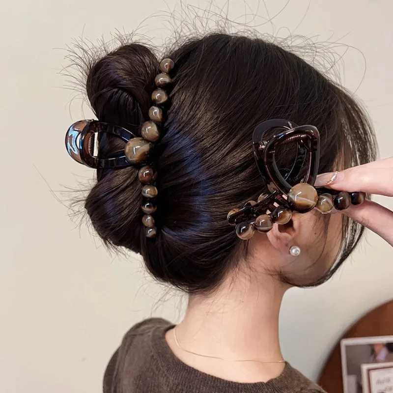 1. Womens Retro Gradient Beaded Hair Claw Geometric Hairclip Shark Clip Fashion All Hairclip AccessoriesT250425