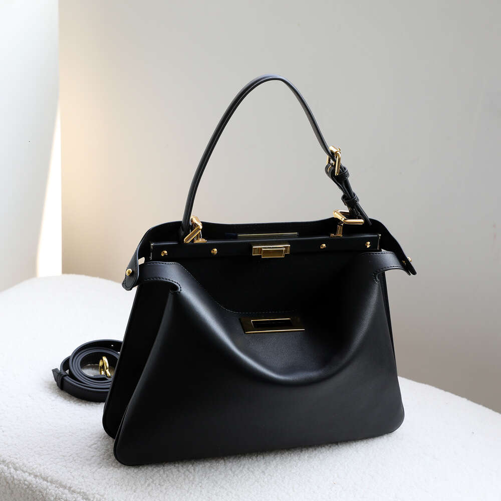 Designer Messenger Bags Woman Underarm Clutch bag real leather tote crescent Even bags wallets Luxury Cross body handbag Shoulder Bag