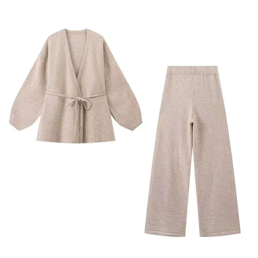2024 Autumn New Women's Clothing Fashionable European American Style Knitted Lace Up Cardigan Top And Pants Set