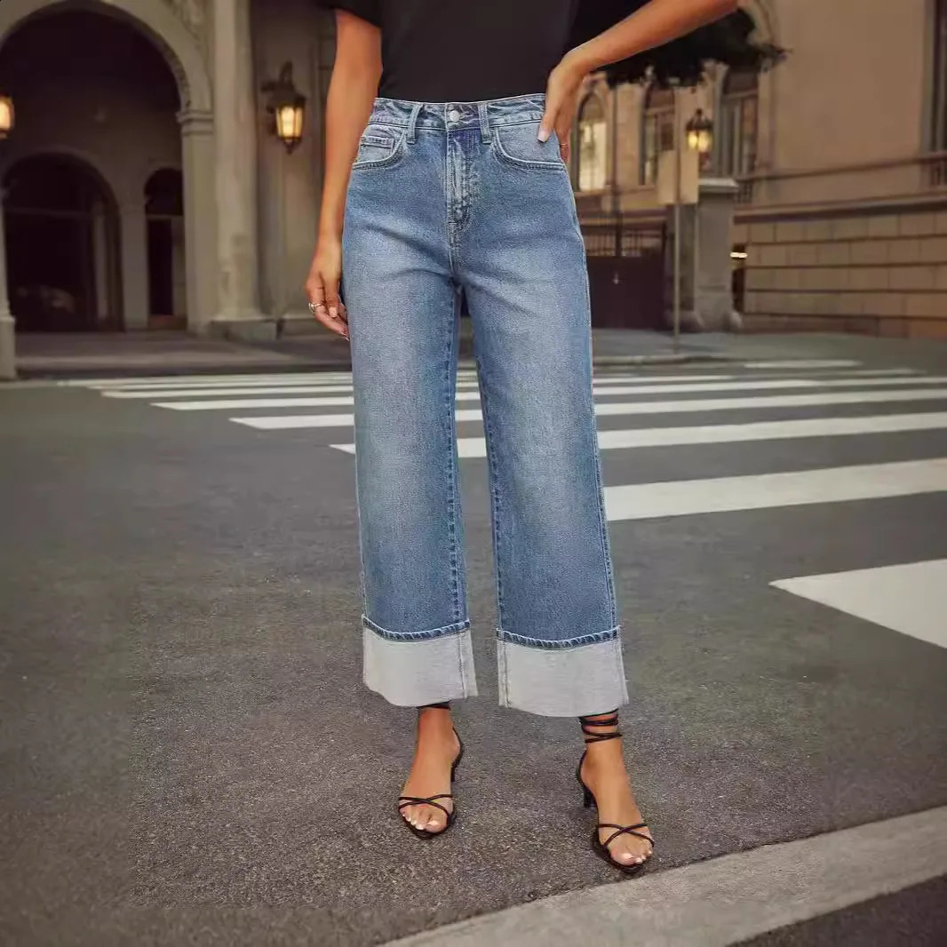 24 Autumn Womens Jeans Crop Straight Leg Curly Denim Nine Point Pants 250417