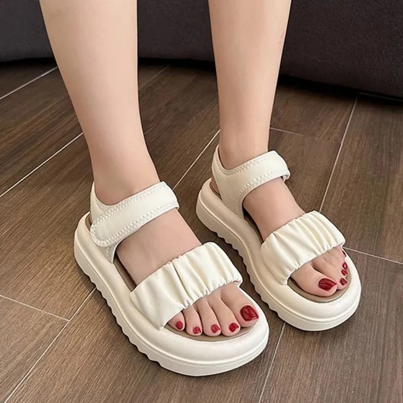 Summer fashion casual comfortable girl elegant and cute open toe wear-resistant beach thick sole non slip sandals 250424