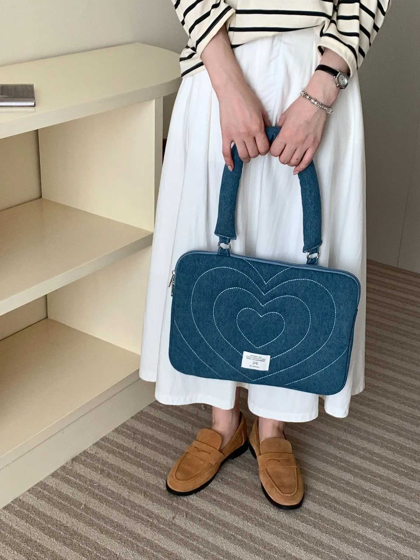 Korean New Washed Denim Embroidered Laptop Bag Suitable For MacBook 156 Inches Dirt-Resistant And Waterproof Portable SturdyT251125