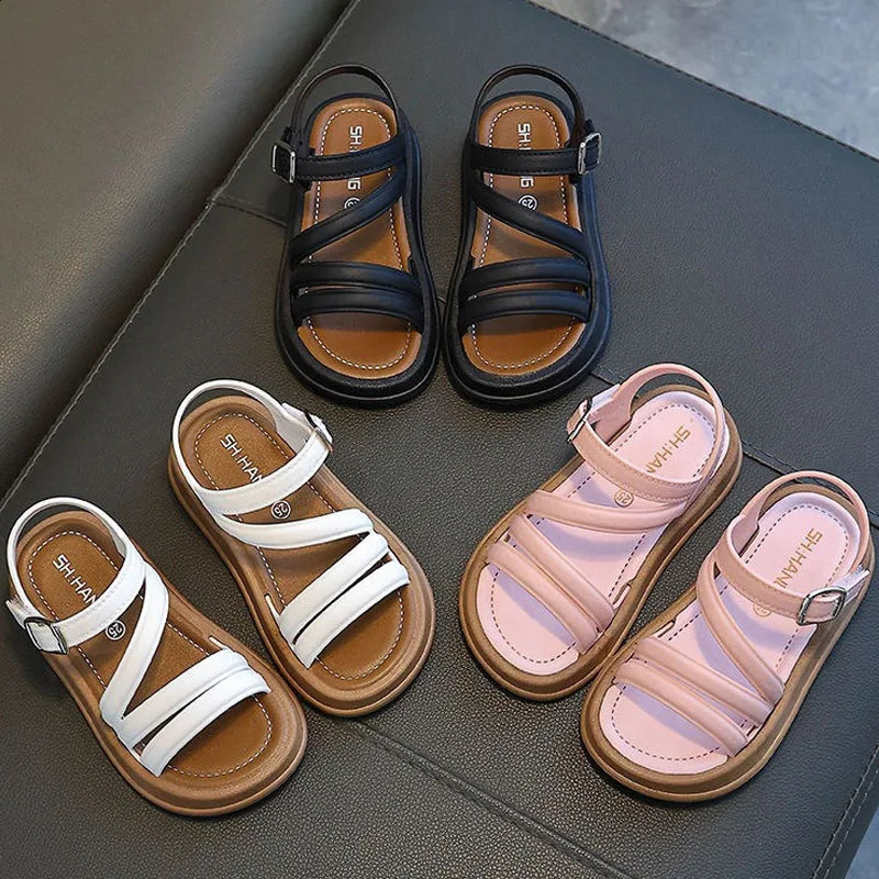 Breathable and lightweight girls sandals summer casual childrens sandals baby flat shoes fashionable and casual anti slip childrens beach shoes 250424