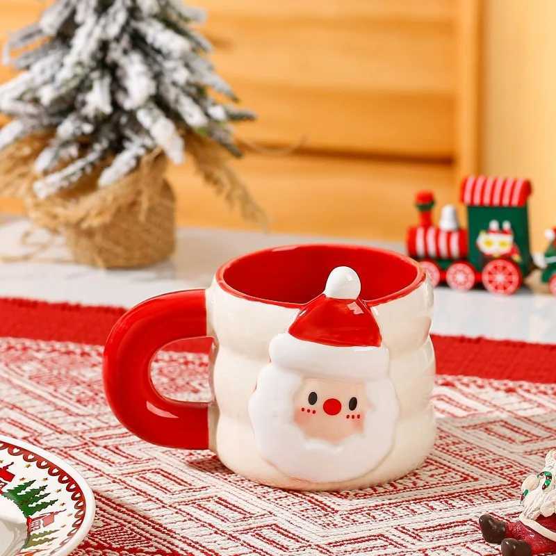 1pc Creative Ceramic Christmas Mugs Plenty of Christmas Gifts for Couples High-value Drinking Utensils Y251125