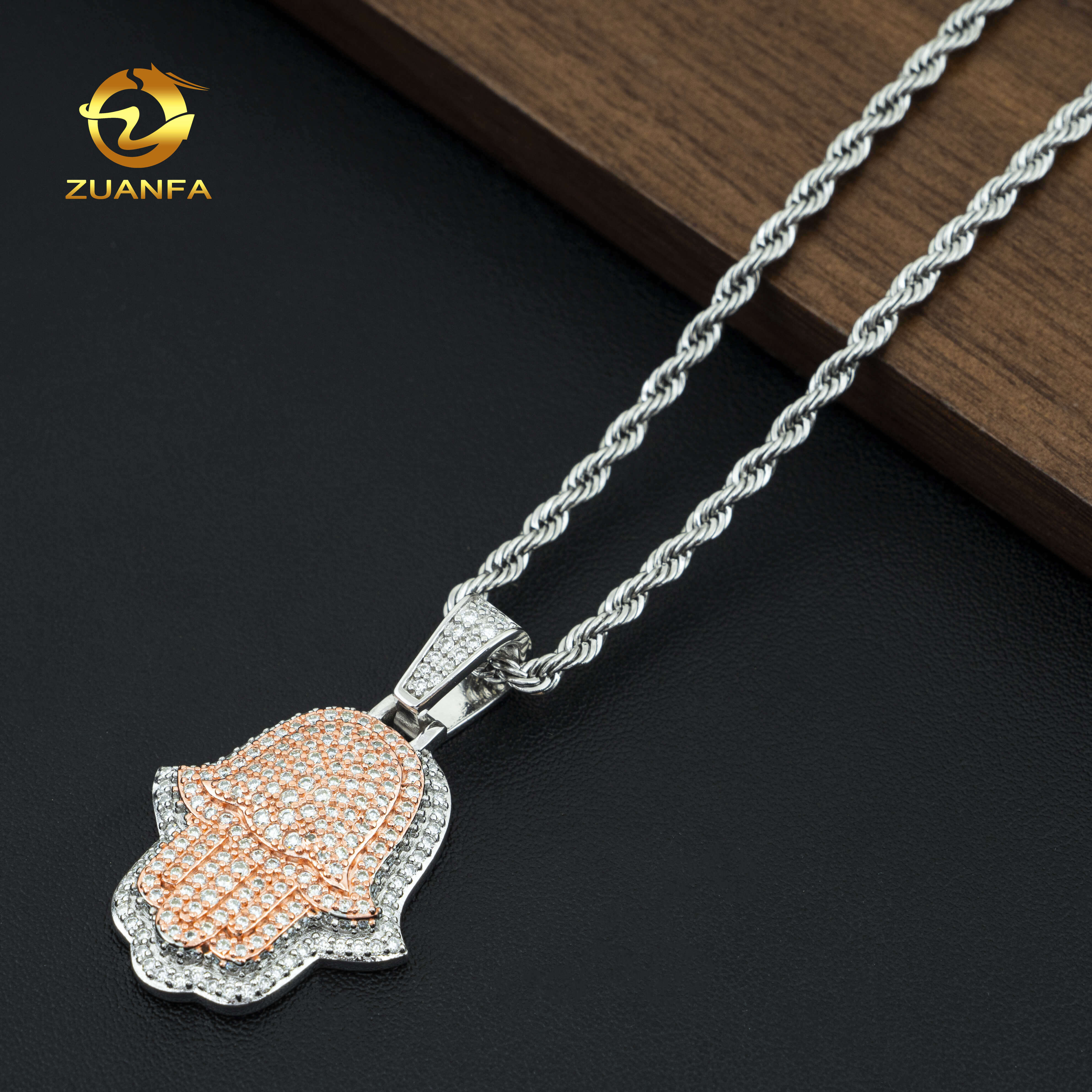 Hip Hop Iced Out Bling Pass Diamond Tester Vvs Jewelry Wholesale 2 Tone Color Plated Lab Diamond Mossanite Hamsa Hand Pendant