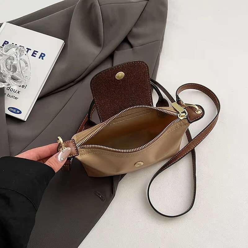 Mini Dumpling Handbag Women High-End Nylon Fabric Fashionable Shoulder/Crossbody Mobile Phone Bag For Ladies