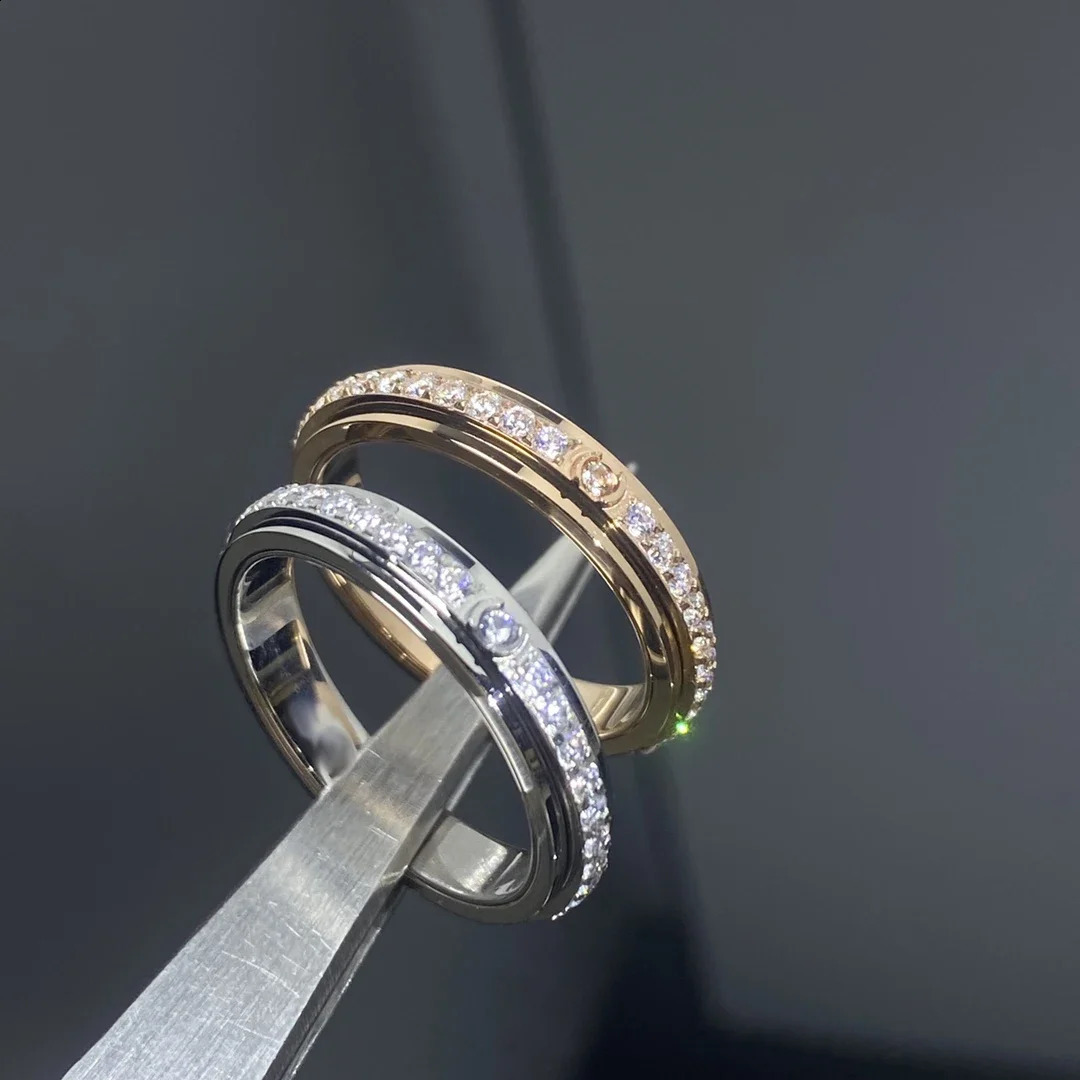 Euro American S925 Diamond Stud Rotating Ring Fashion Trend Light Valentines Day Couple Gift 250422