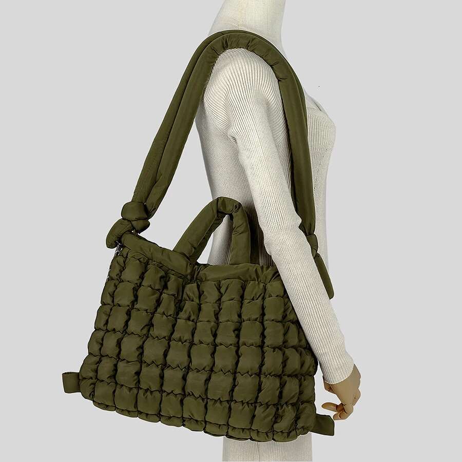 Designer Bag 2025 Casual Nylon Quilted Tote Knotted Strap Soft Puffer Women Handbag Padded Shoulder Crossbody Bags Large Capacity Shopper Bag Luxury B