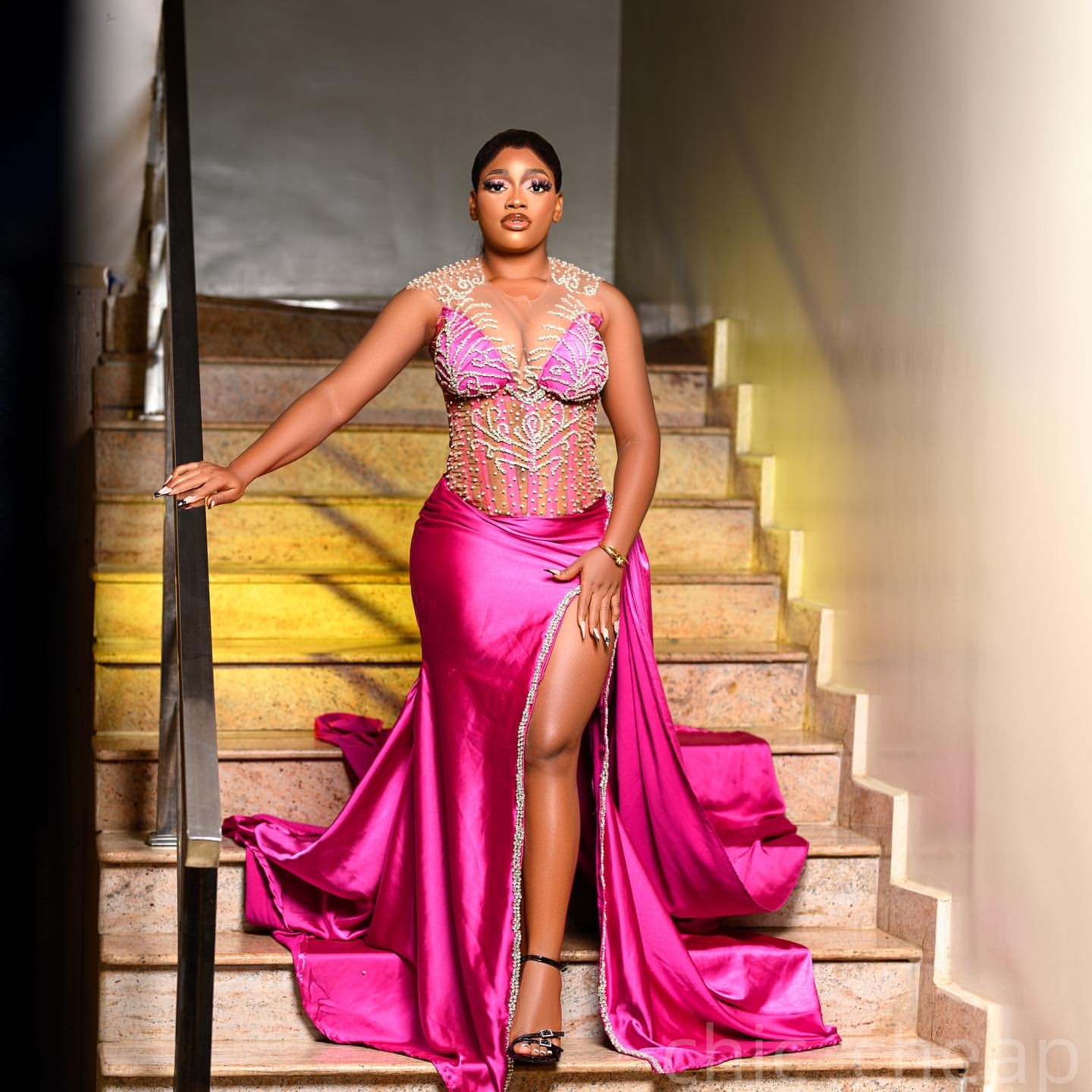 Fuchsia Mermaid Plus Size Prom Dresses 2025 Beaded Crystals Satin High Split Evening Formal Party Second Birthday Engagement Gowns Dress For Special O