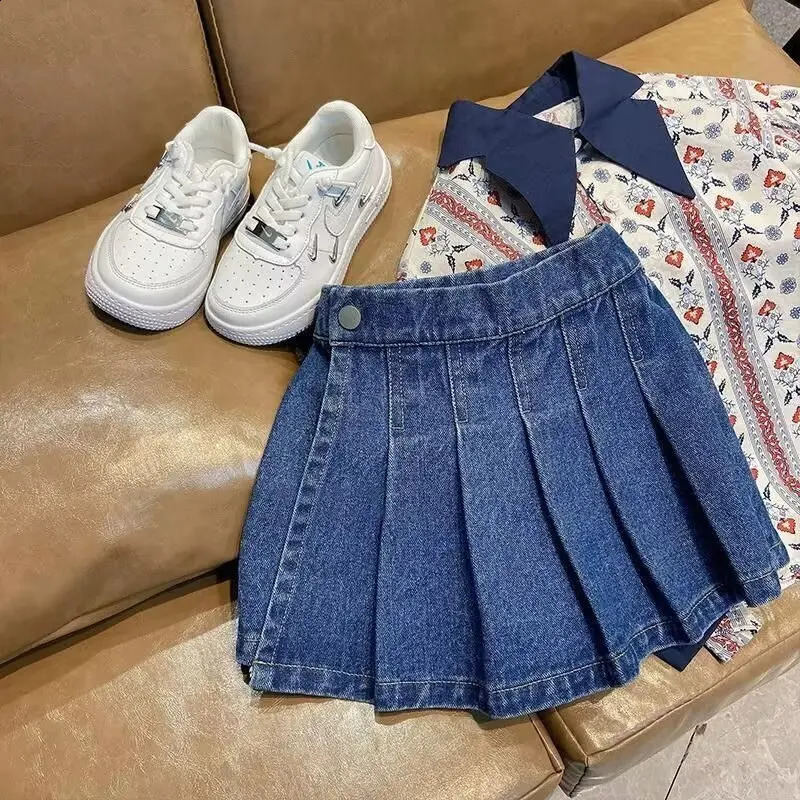 Girl denim skirt retro girl pleated skirt summer teenage vacation two childrens skirt and shorts girl 250424