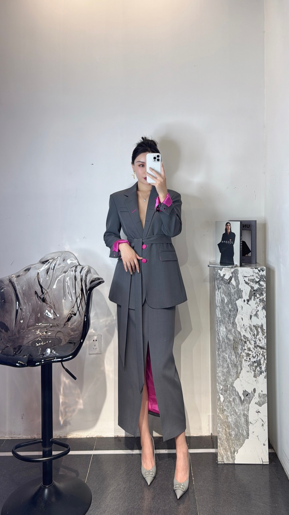Vogue Paris 2025 Fashion Week Show jacket Customized Fashion Tailored clothing mens and womens Fashion ParisM64