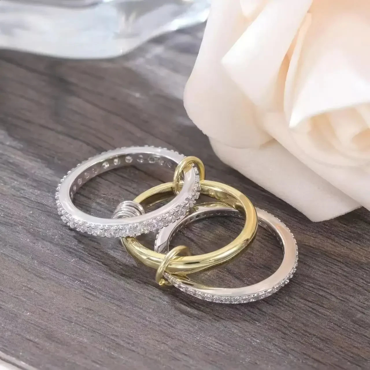 Street hip-hop Style Shiny Zircon Interlocking Ring Niche n Party Banquet Jewelry Friend Gift 250425