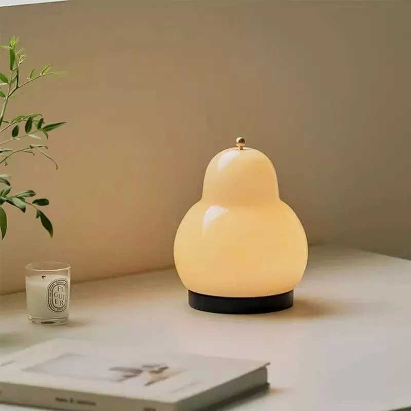 Vintage French Pear-Shaped Cream Touch-Activated Portable Ambient Night Light with Charging - For Bedroom Bedside Study C251125