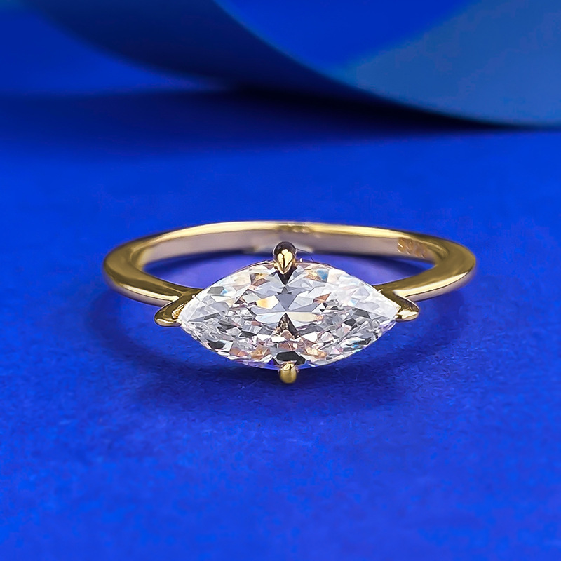 2025 Ins Top Sell 3Pcs Couple Ring Set Luxury Jewelry 100% Real 925 Sterling Silver Gold Marquise Cut White Moissanite Diamond Party Eternity Women We