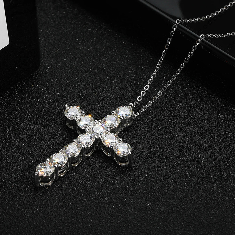 3mm 4mm 5mm Cross Necklace GRA Certified S925 Silver Jesus Pendant Necklace Female Engagement Bride Exquisite Jewelry 250408CJ