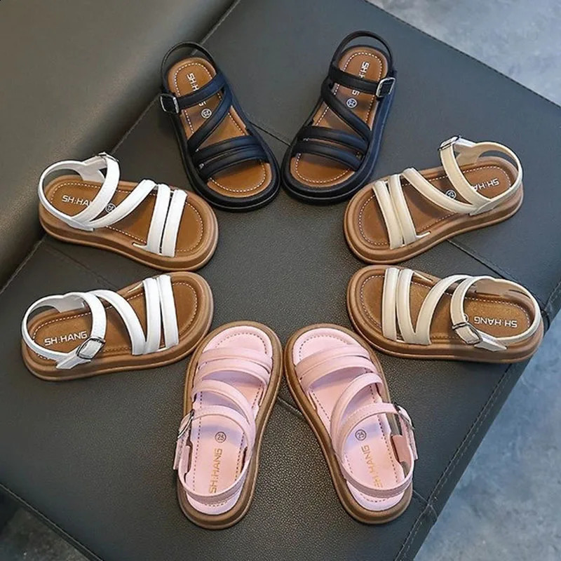 Breathable and lightweight girls sandals summer casual childrens sandals baby flat shoes fashionable and casual anti slip childrens beach shoes 250424